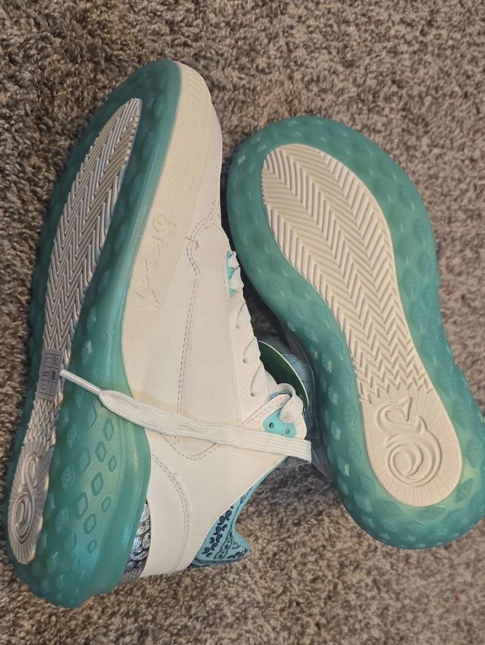 Skechers X Snoop Dogg White Sneakers with Aqua Accents Size 7.5
